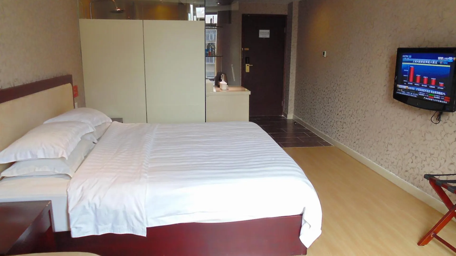 Golden Comfort Hotel Zhuhai contacts