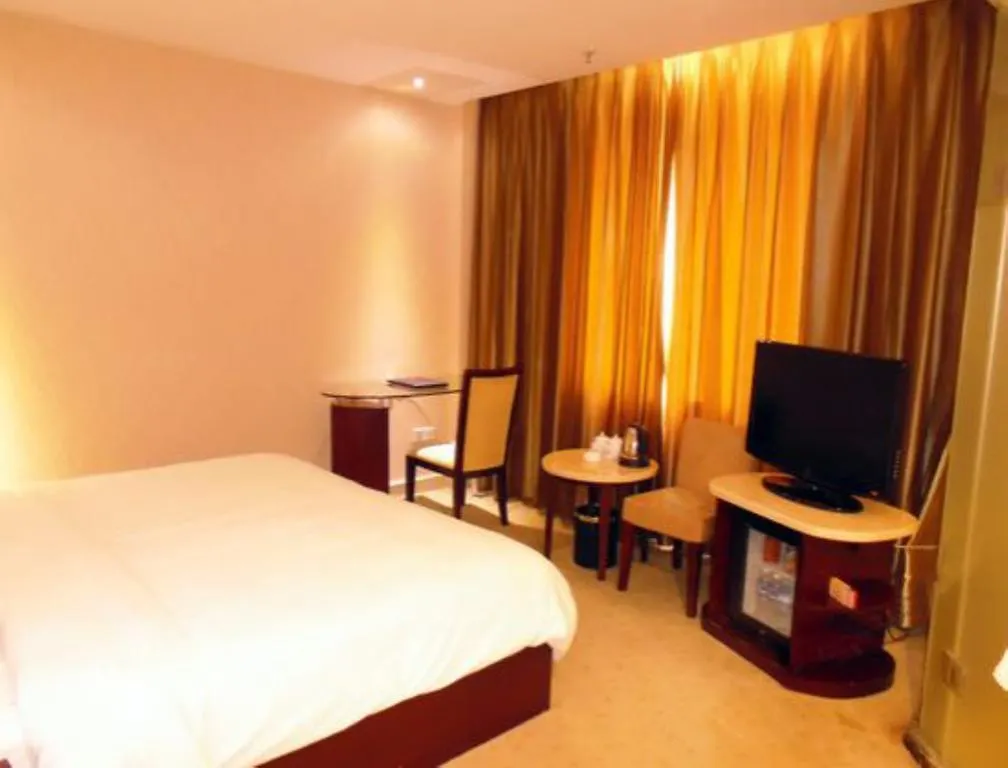 Golden Comfort Hotel Csuhaj